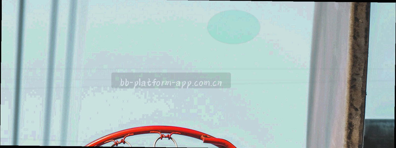 墨绿与旧纸灰交错的规则网格纹理，切角面板与斜线相互穿插，少量暖橙细线勾勒条款分界